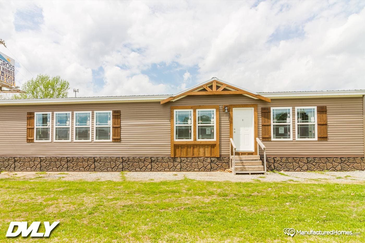 Ahaveh 4 Bedroom DVHBSS-7013B Double Wide by Deer Valley photo 1