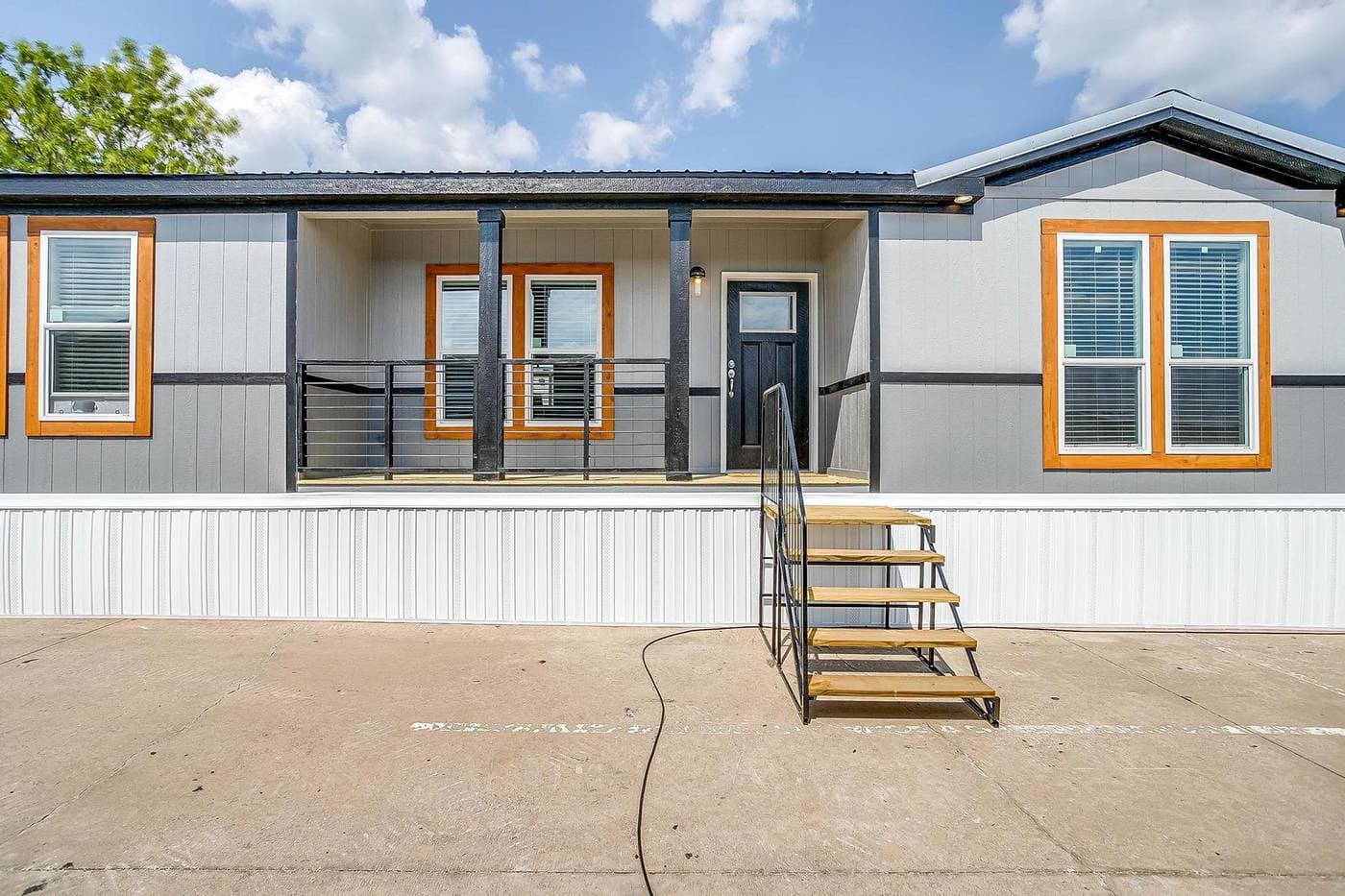 Innovation 2860H Double Wide by Champion photo 1