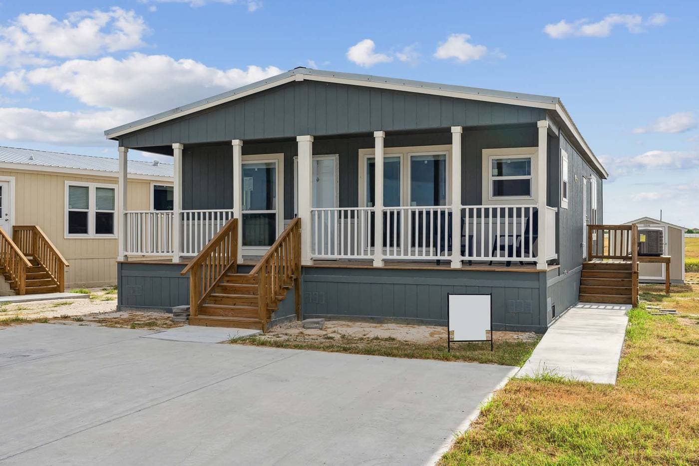 New Moon 2842J Double Wide by Champion photo 1