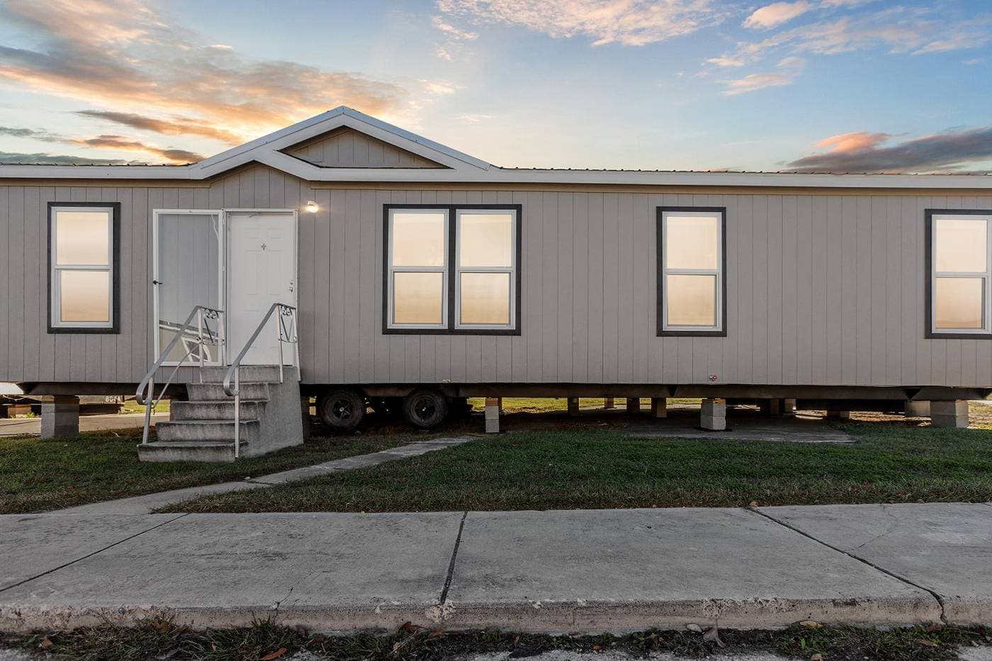 New Moon 2848B Double Wide by Champion photo 1