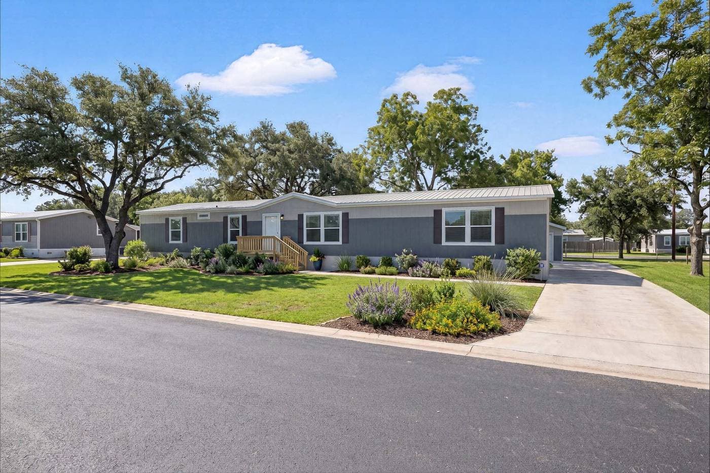 Prime Pinnacle 135 Double Wide by Champion photo 1